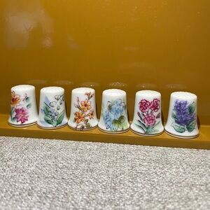 Vintage 6 PC Flower Collectible Thimbles